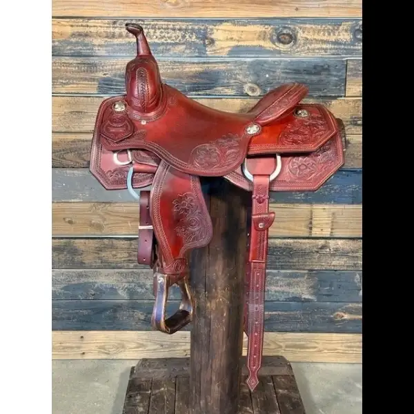 Capo Cutter Saddle – 16″ Seat