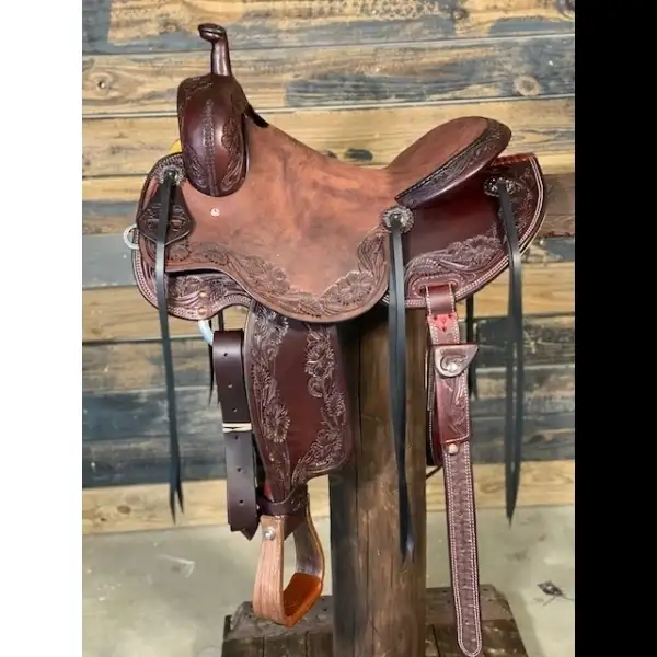 Saddle House Lightweight Cowhorse Saddle 15.5
